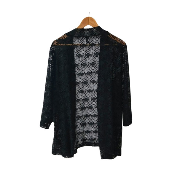 Pre-loved Plus-size Evans Black Lace Cover 3/4 Sleeves. Hangs open. Size 20 - Picture 3 of 9